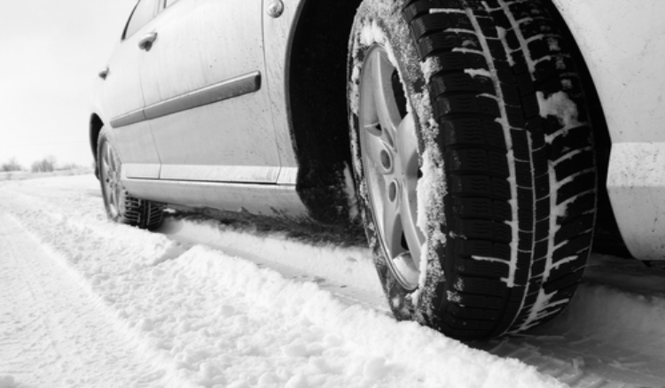  Winter Driving Tips: Navigating Challenging Road Conditions