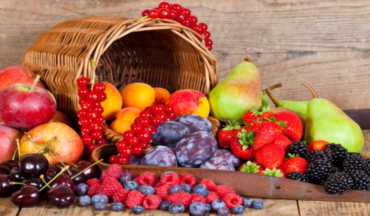 Celebrating Seasonal Fruits: Desserts for Every Harvest