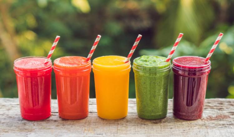  Delicious Smoothies and Juices for Refreshing Beverages